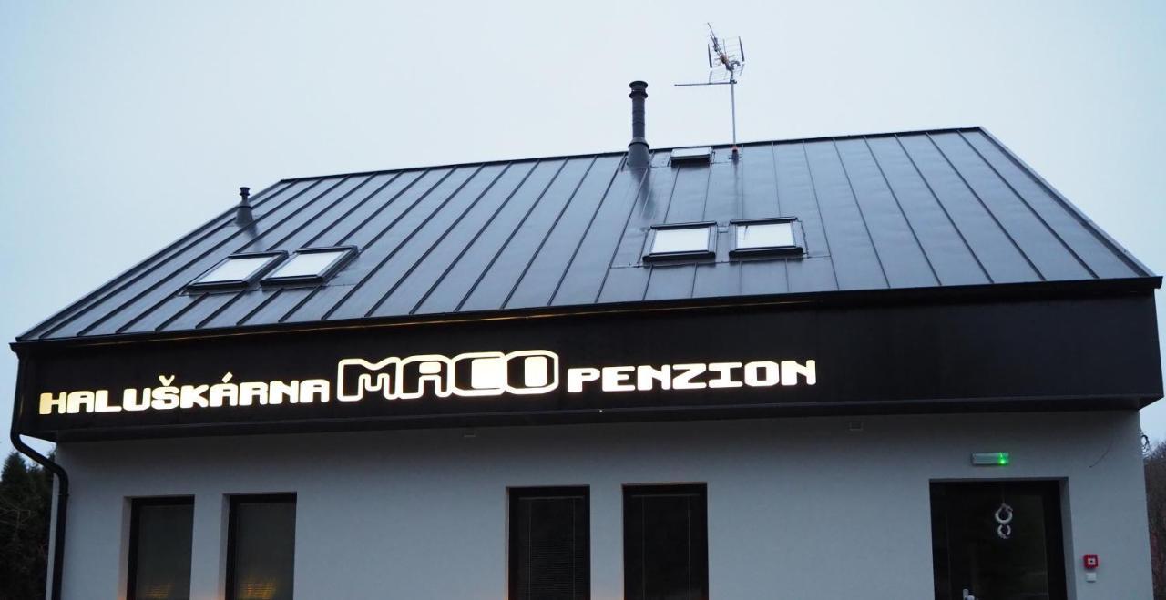 Penzion Maco Buchlovice Eksteriør billede